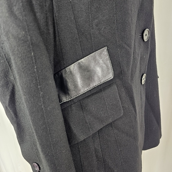 Akris Punto black wool military jacket blazer leather trim mono pinstripe 8 - Picture 5 of 12